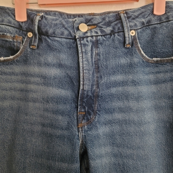 Good American Good Vintage Straight Leg Distressed Jeans  Size 6/28 - Picture 5 of 13